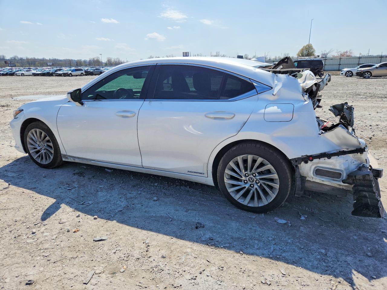 2021 Lexus Es 300H Ultra Luxury - Image 2