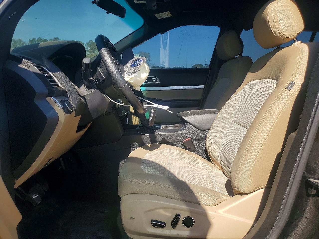 2016 Ford Explorer Xlt - Image 7