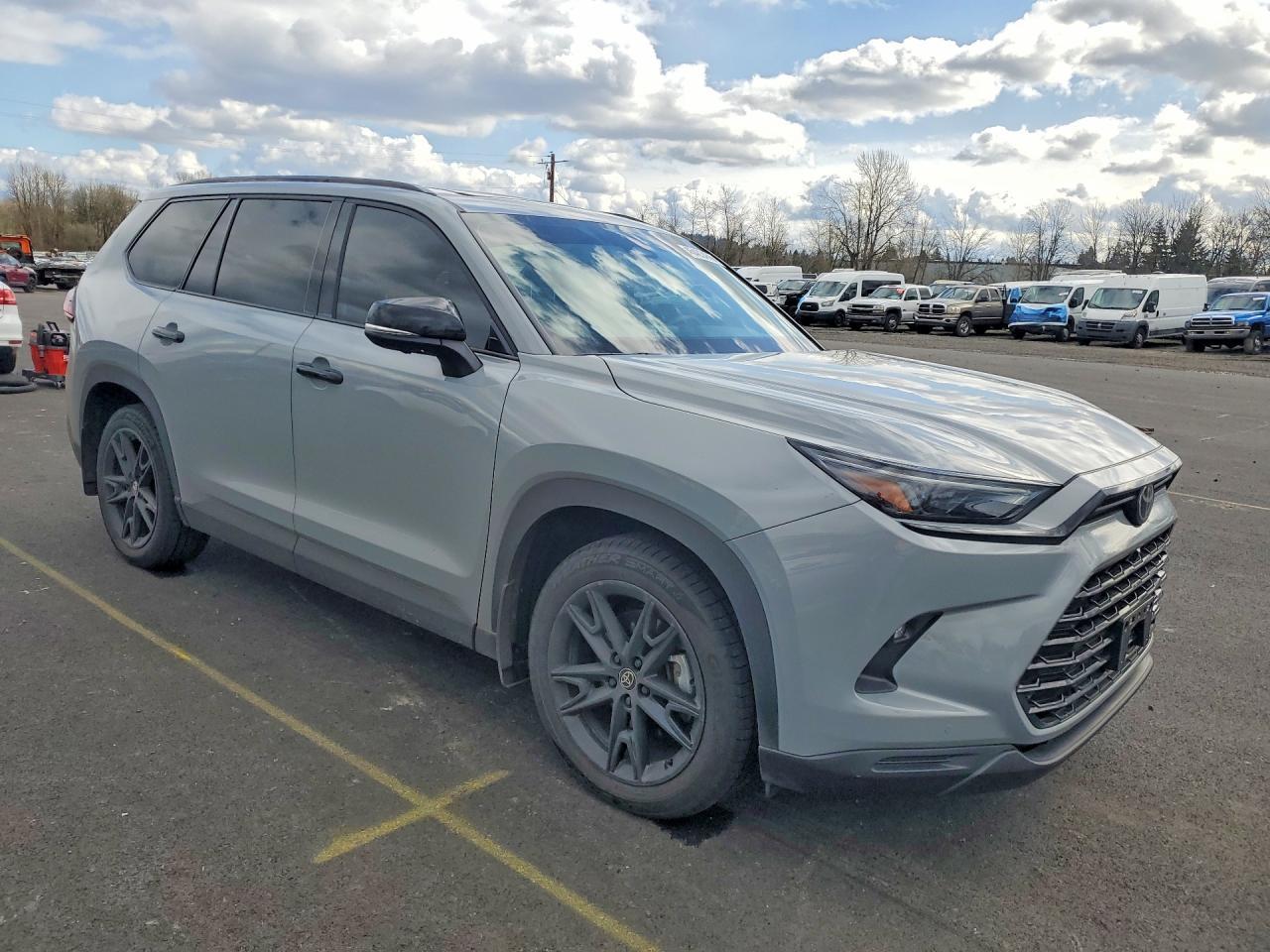 2025 Toyota Grand Highlander Hybrid Nightshade - Фото 4