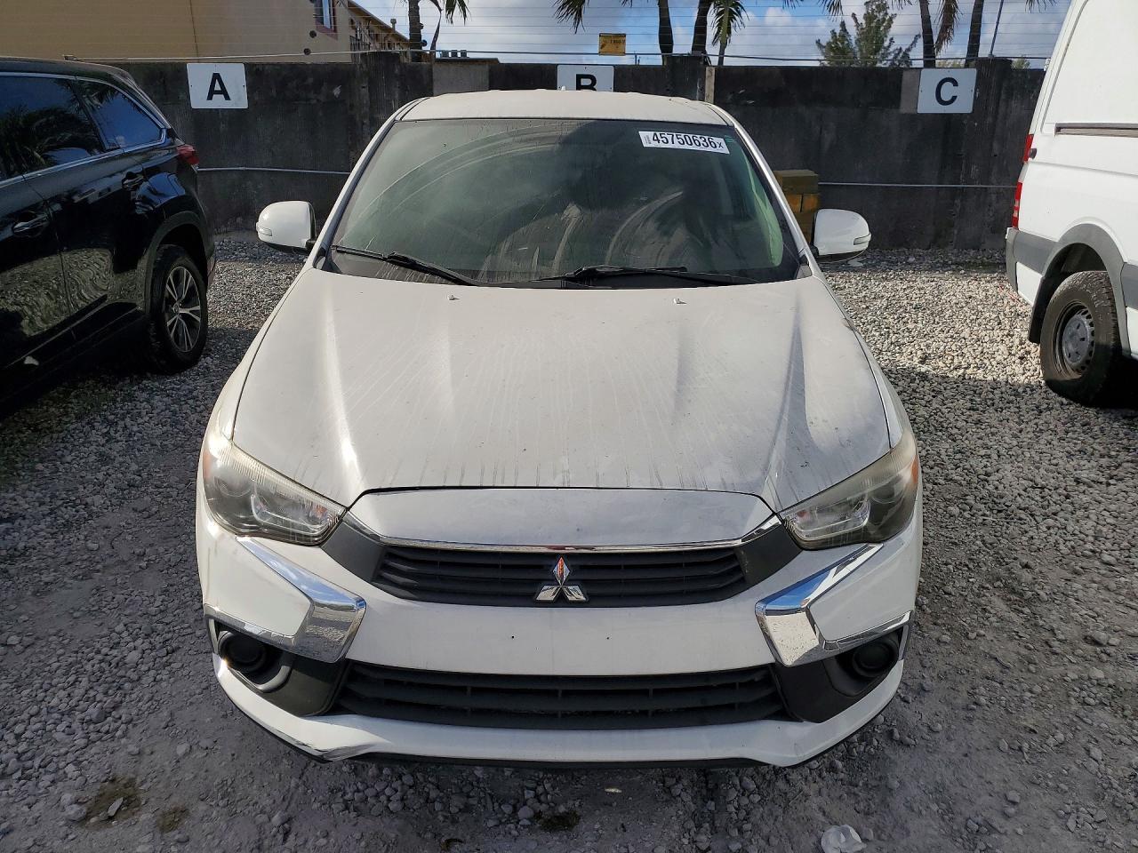 2017 Mitsubishi Outlander Sport Es - Фото 5