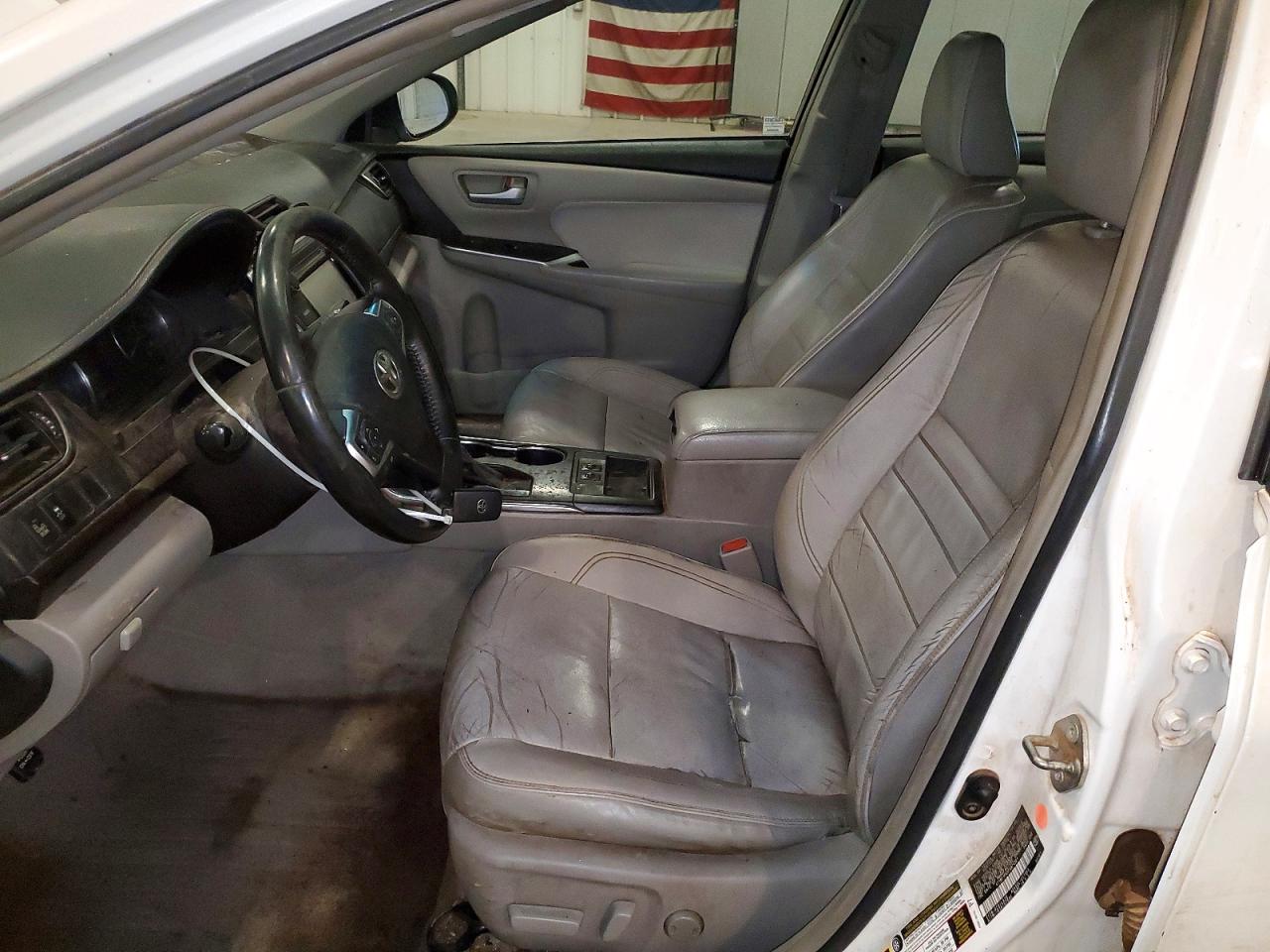 2015 Toyota Camry Xle - Image 7
