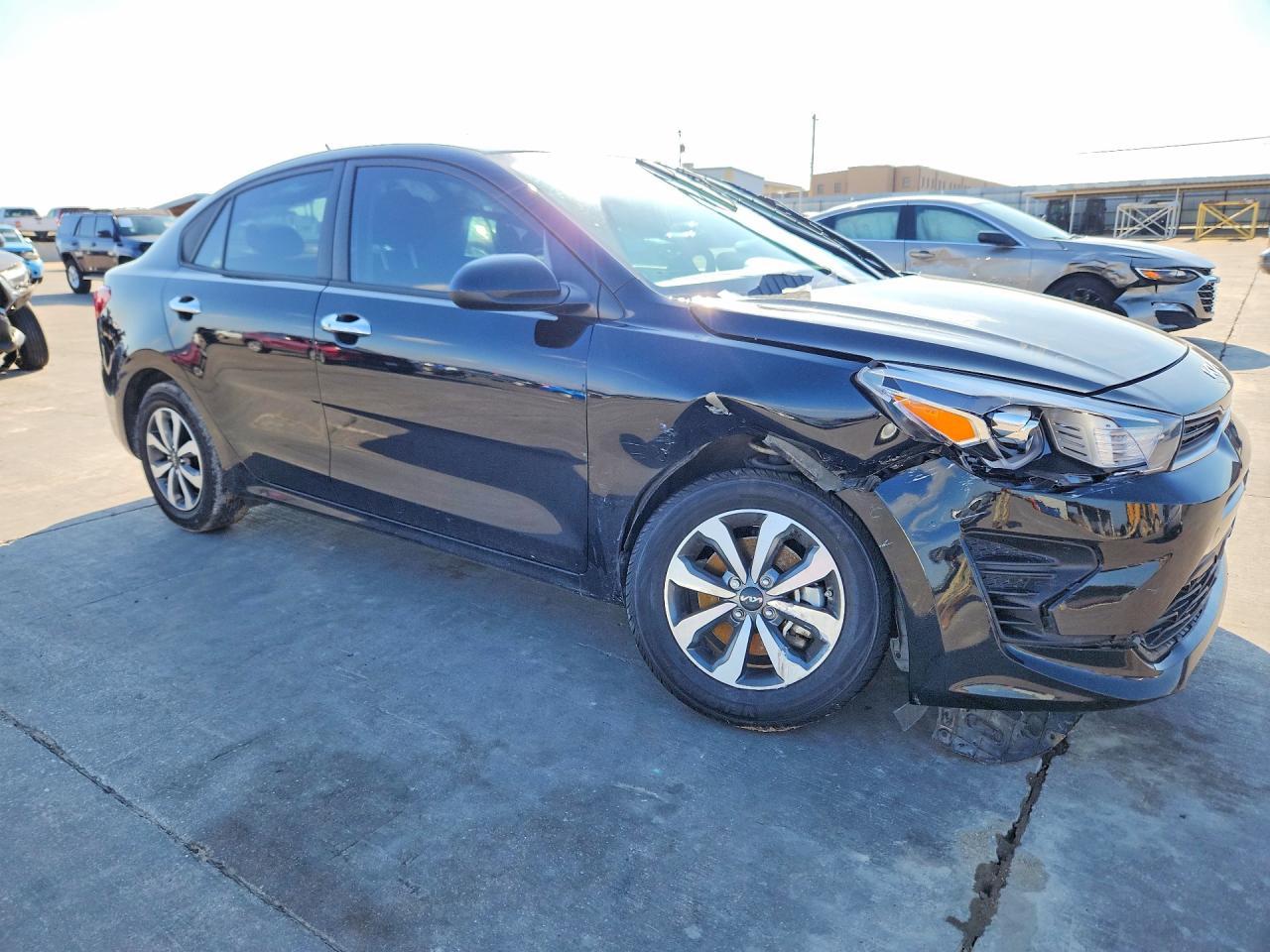 2023 Kia Rio S - Фото 4