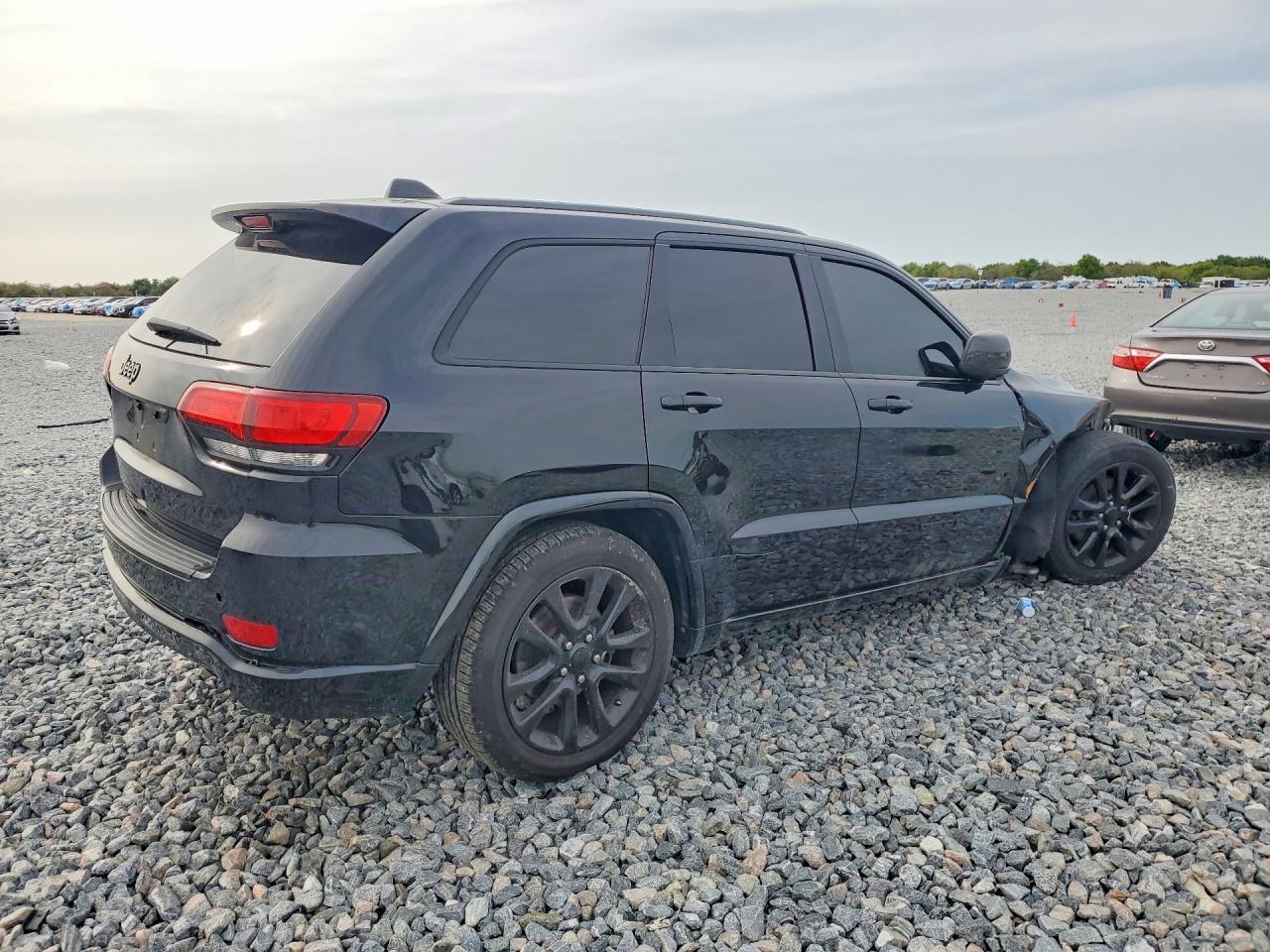 2018 Jeep Grand Cherokee Laredo - Фото 3