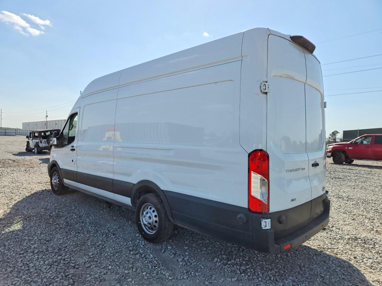 2023 Ford Transit T-350 - Фото 2