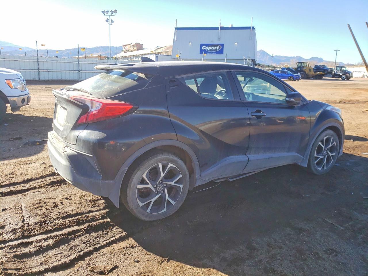 2018 Toyota C-Hr Xle - Image 3