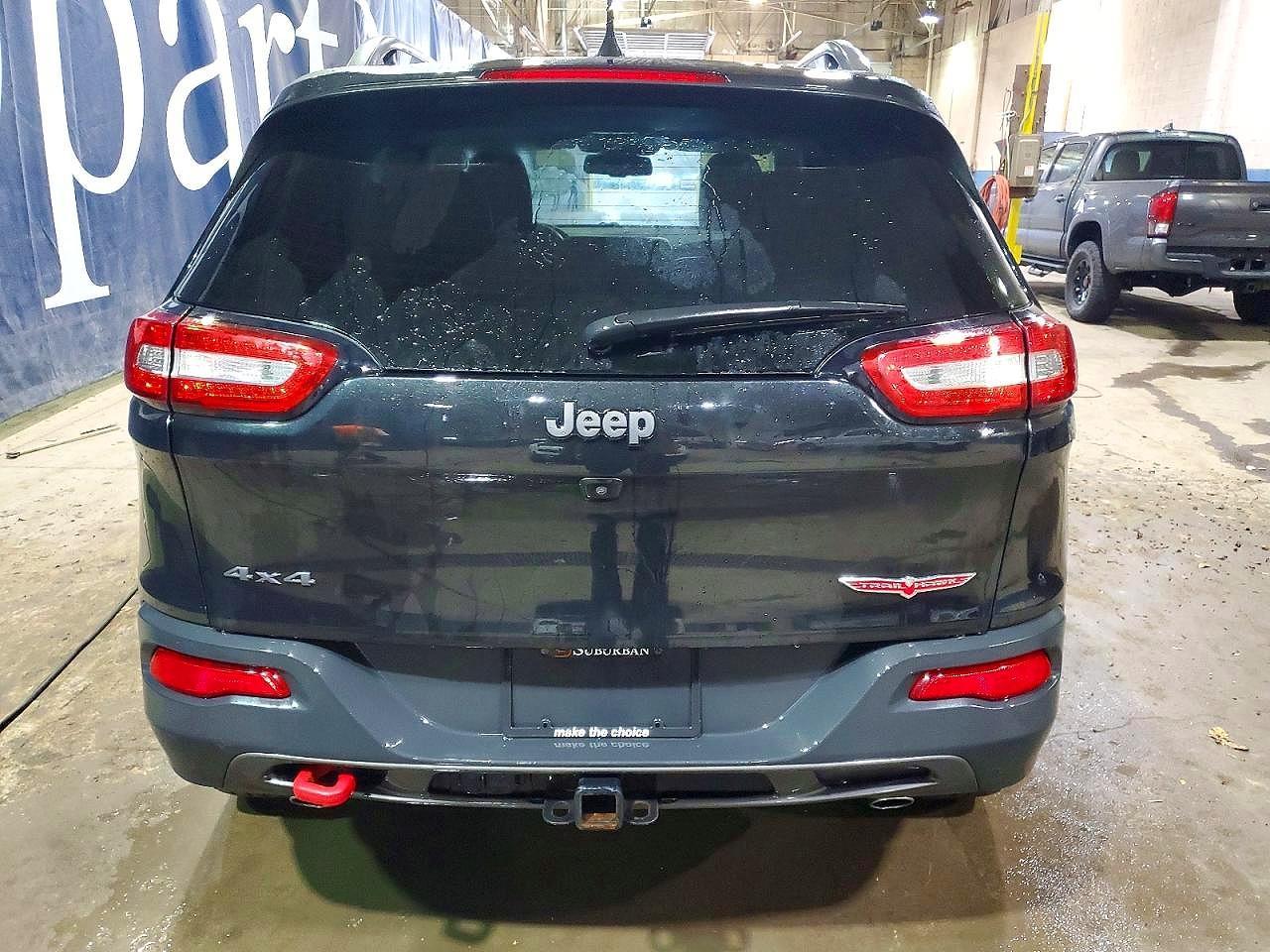 2016 Jeep Cherokee Trailhawk - Image 6