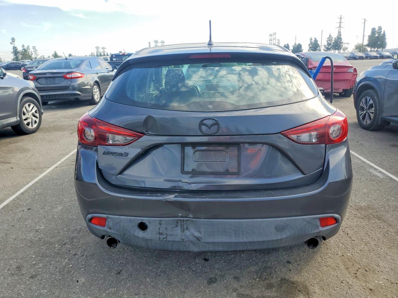 2014 Mazd 3 Touring - Image 6