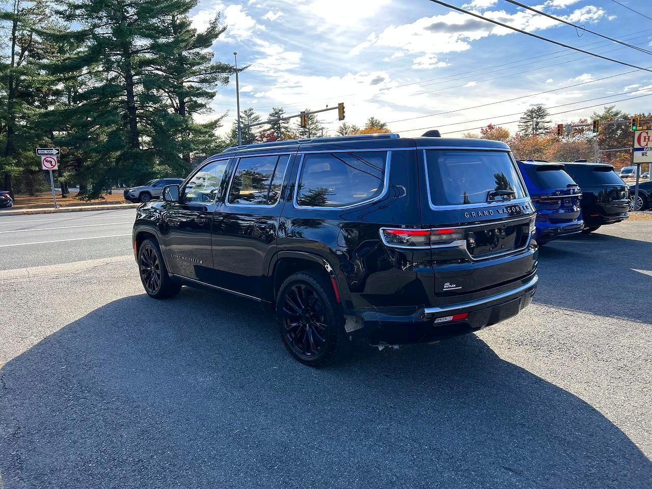 2022 Jeep Grand Wagoneer Series Iii - Фото 3