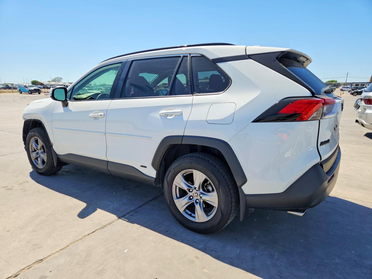 2022 Toyota Rav4 Hybrid Xle - Image 2
