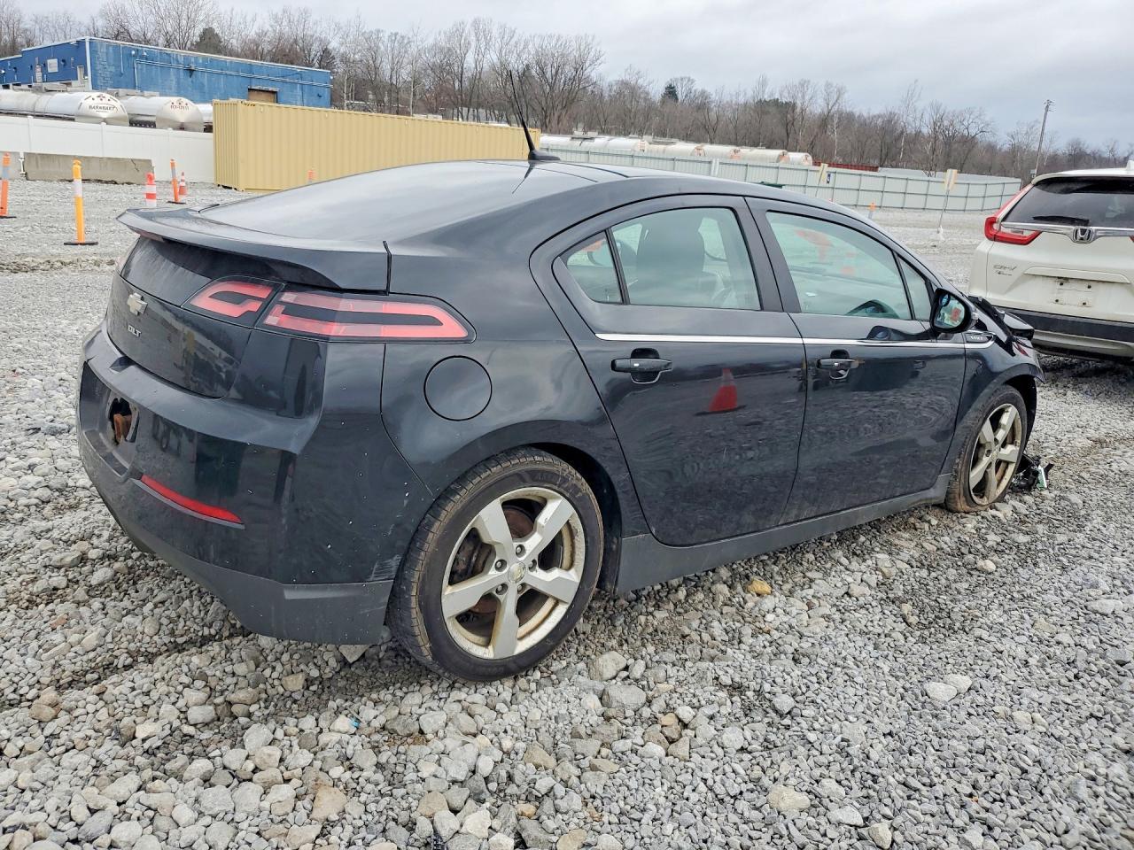 2012 Chevrolet Volt - Image 3