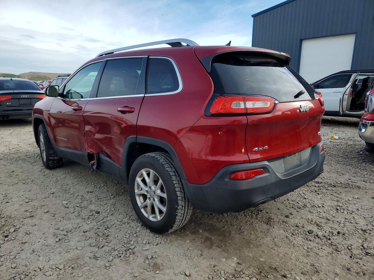 2014 Jeep Cherokee Latitude - Image 2