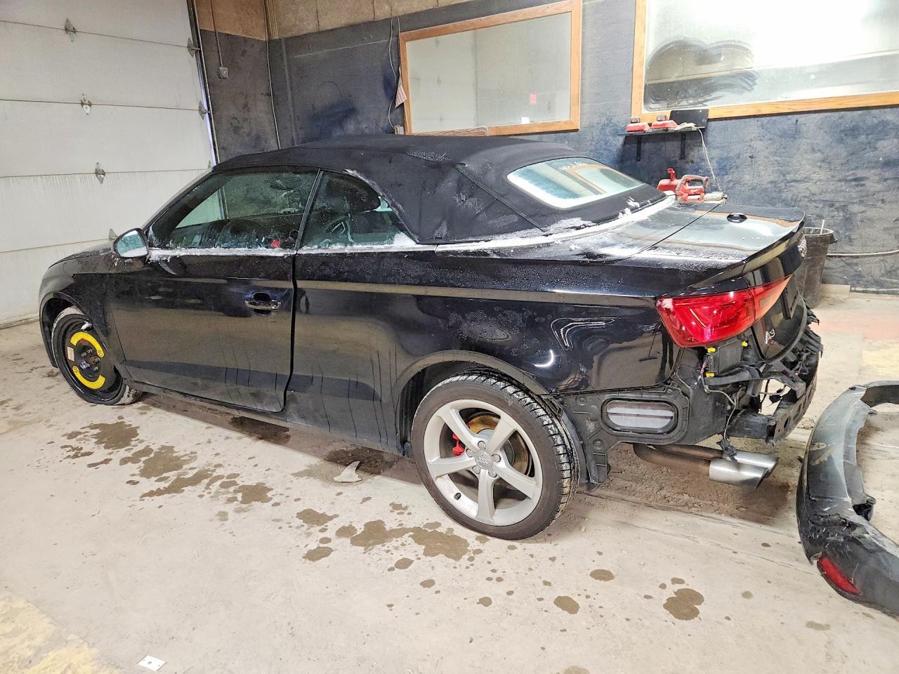 2015 Audi A3 Premium - Фото 2