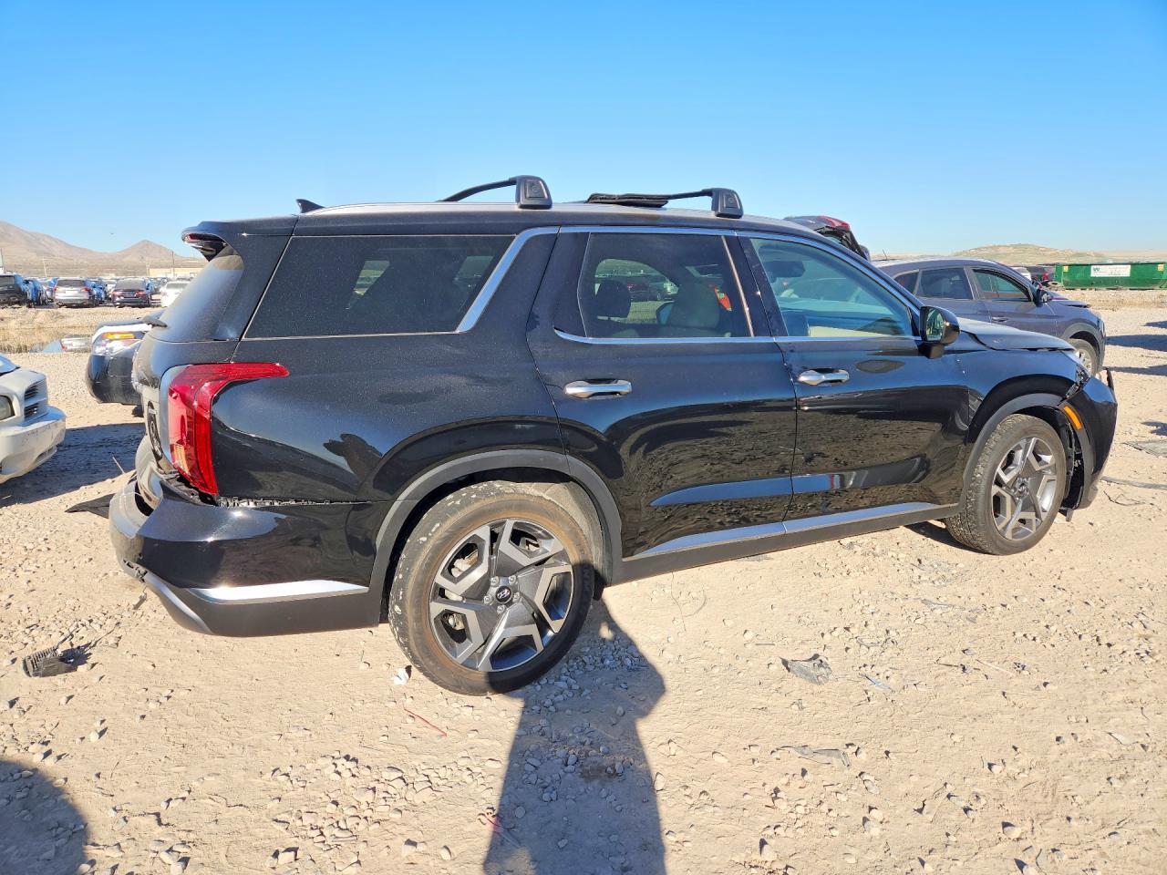 2024 Hyundai Palisade Limited - Image 3