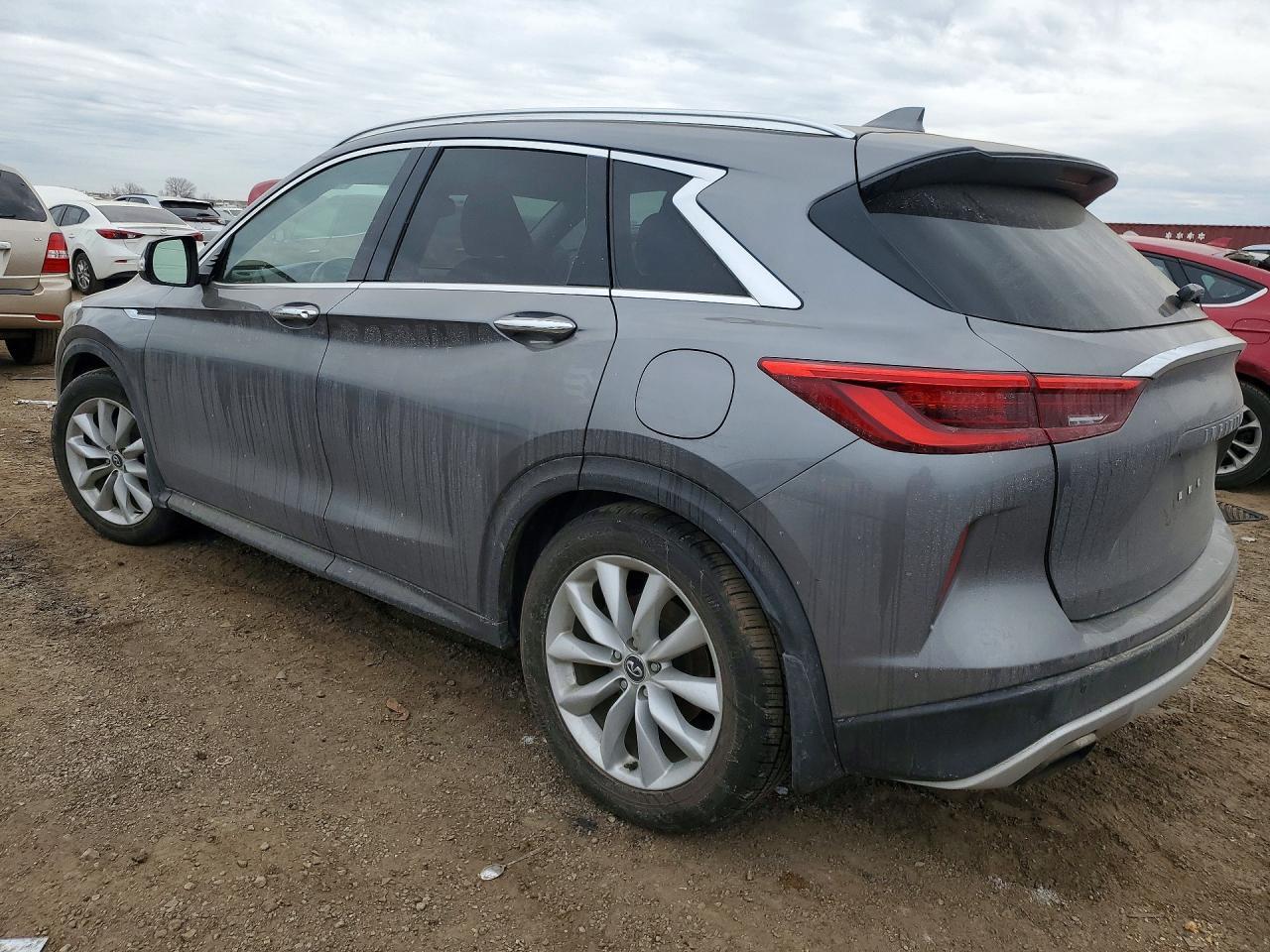 2019 Infiniti Qx50 Essential - Image 2