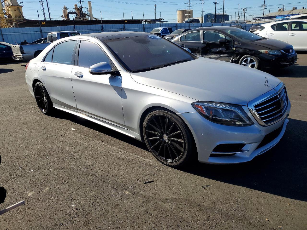 2015 Mercedes-Benz S 550 - Фото 4