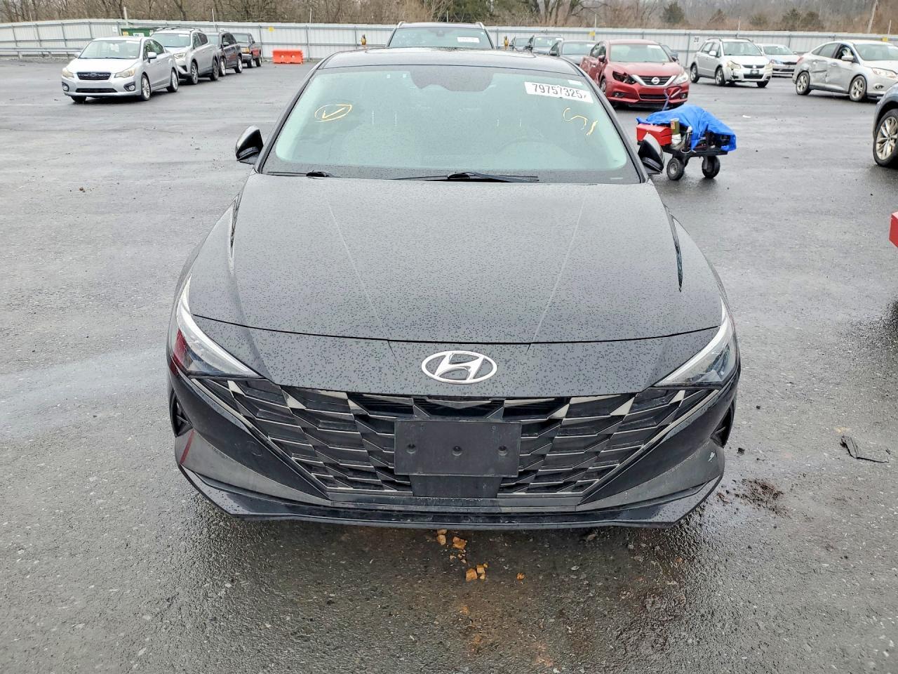 2022 Hyundai Elantra Limited - Фото 5