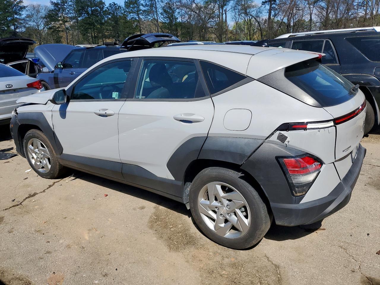 2024 Hyundai Kona Se - Фото 2