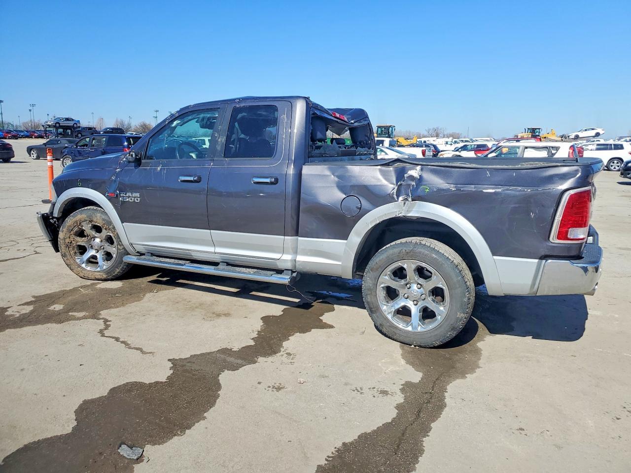 2014 Ram 1500 Laramie - Фото 2