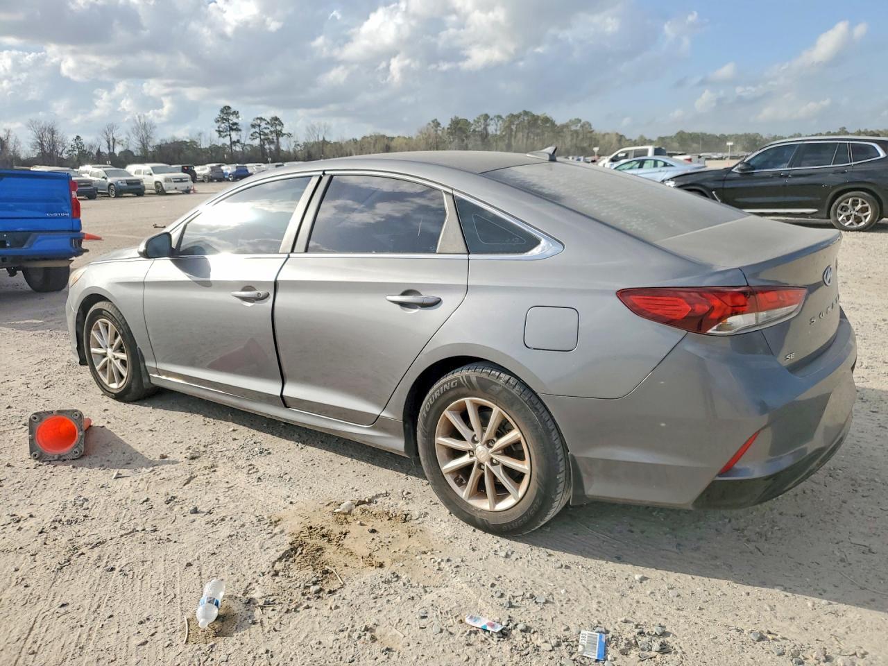 2018 Hyundai Sonata Se - Фото 2