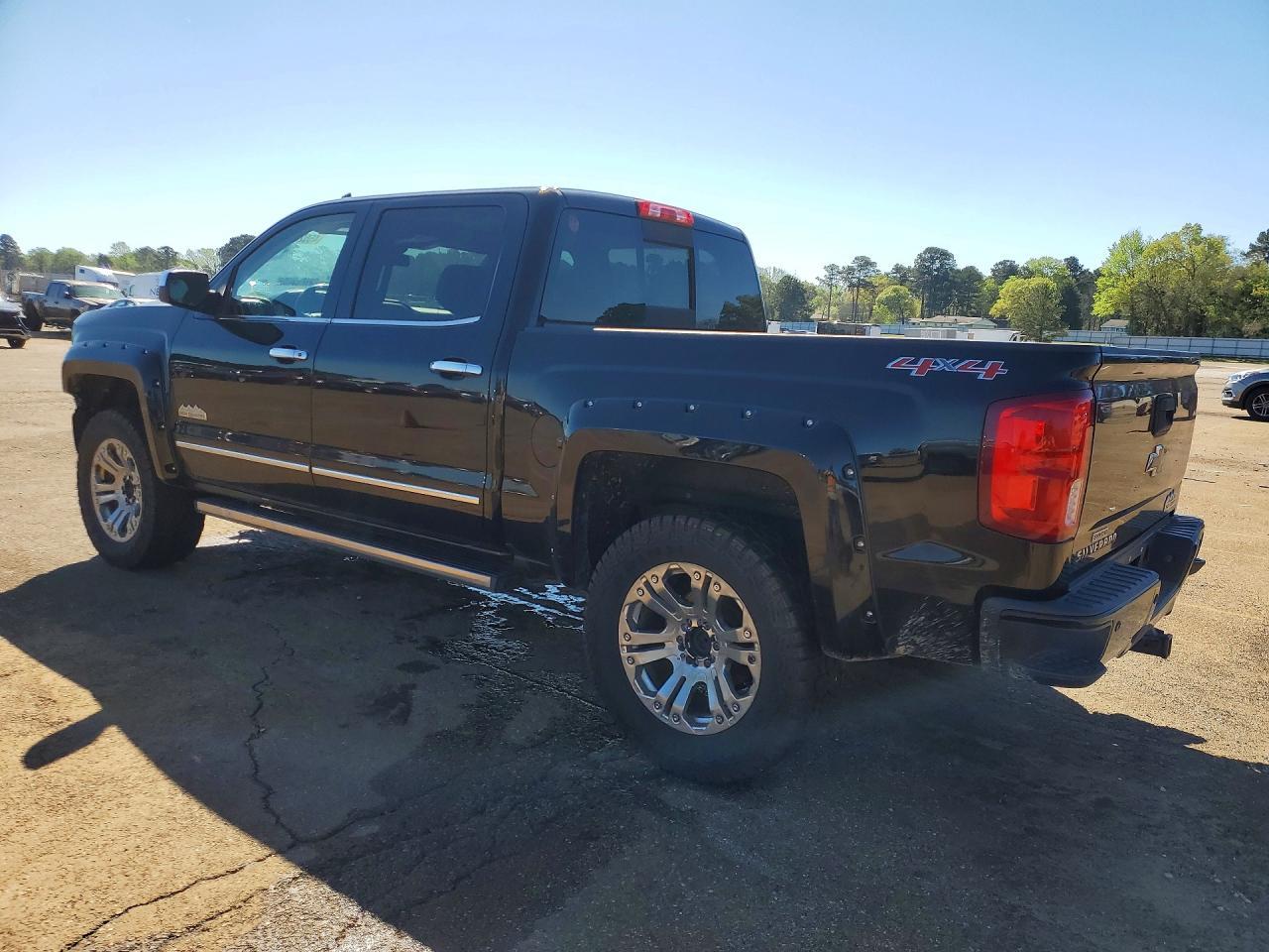 2017 Chevrolet Silverado K1500 High Country - Фото 2