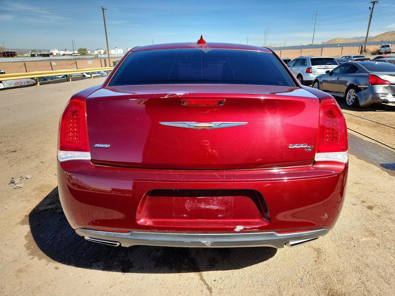 2019 Chrysler 300 S - Фото 6