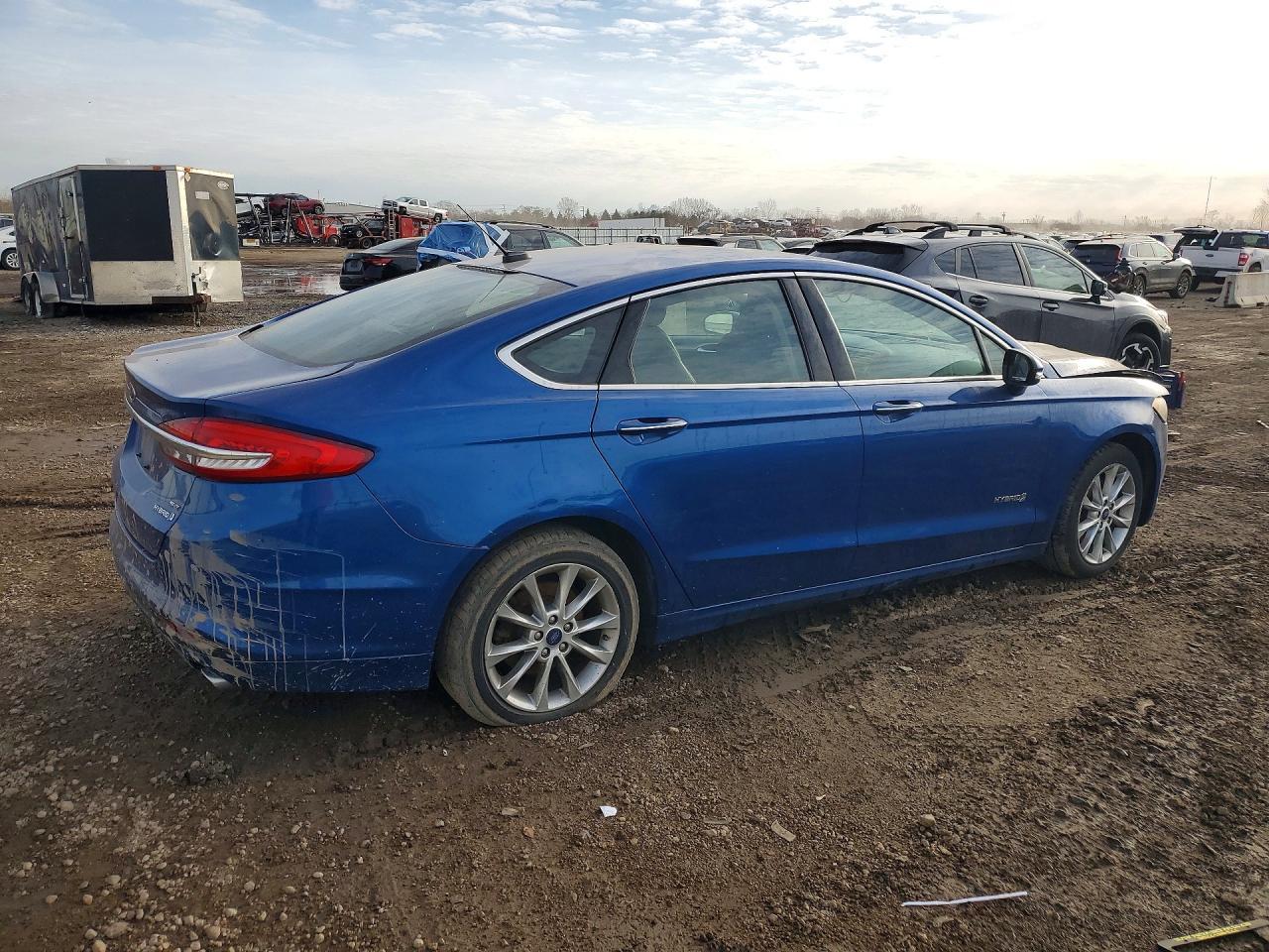 2017 Ford Fusion Se Hybrid - Фото 3