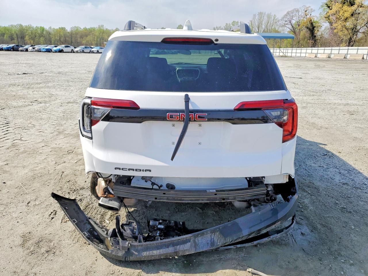 2023 GMC Acadia Sle - Image 6