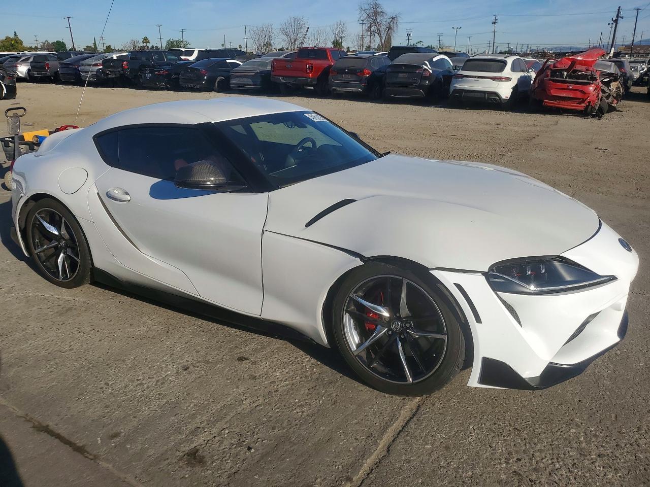 2020 Toyota Gr Supra Launch Edition - Фото 4
