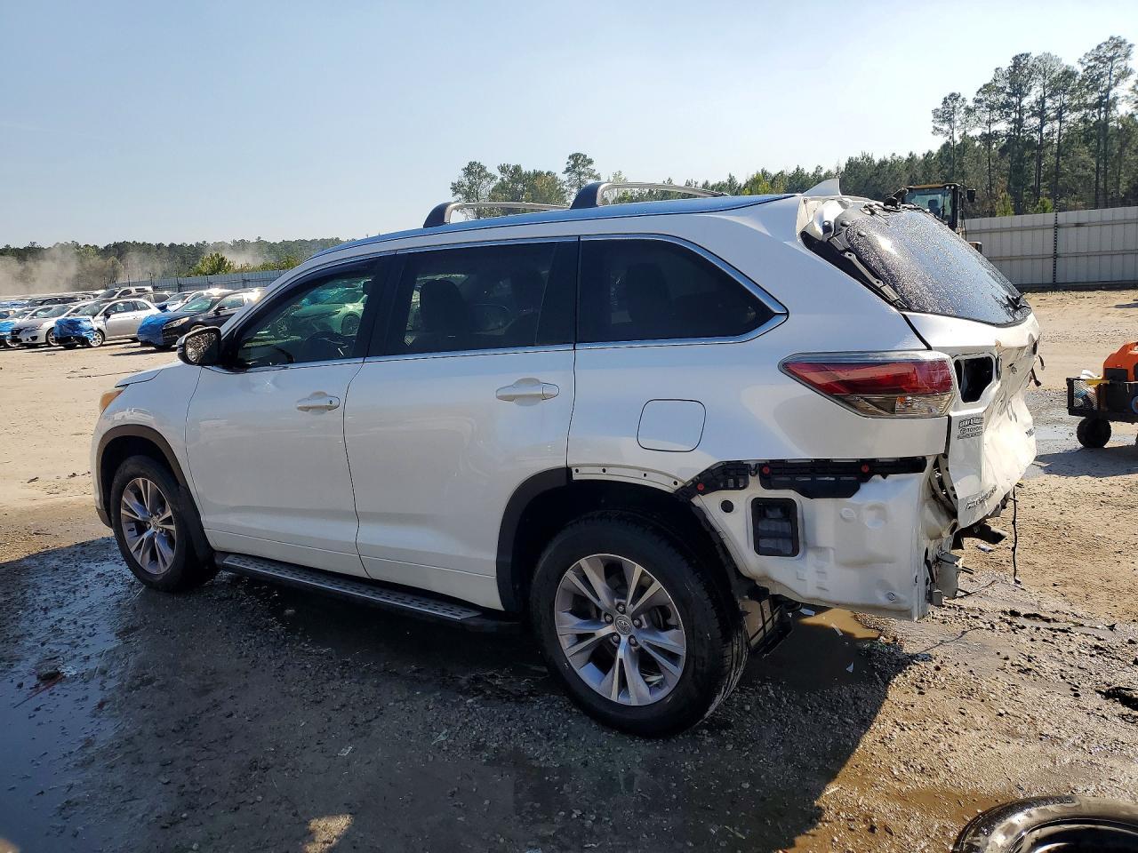 2015 Toyota Highlander Xle - Фото 2