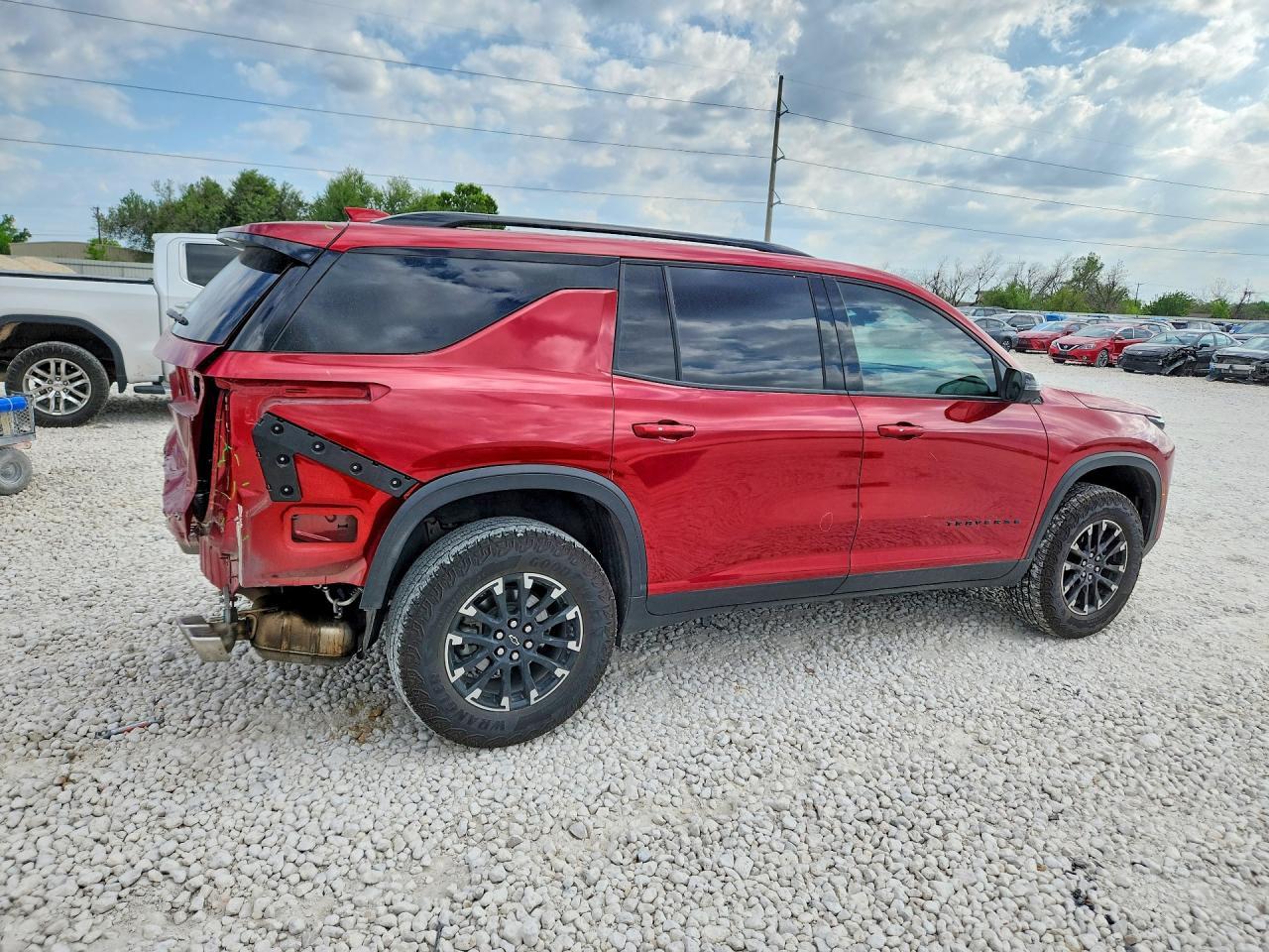 2024 Chevrolet Traverse Lt Z71 - Фото 3
