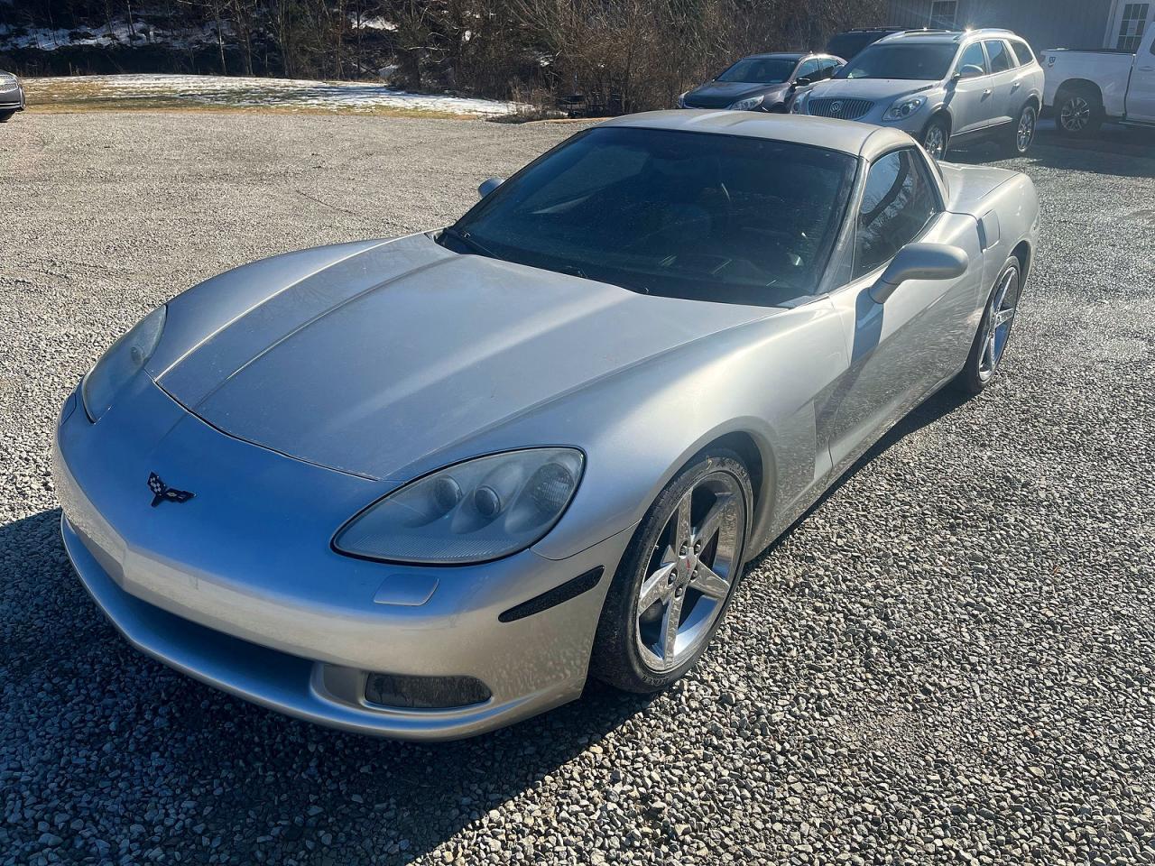 2005 Chevrolet Corvette - Фото 2