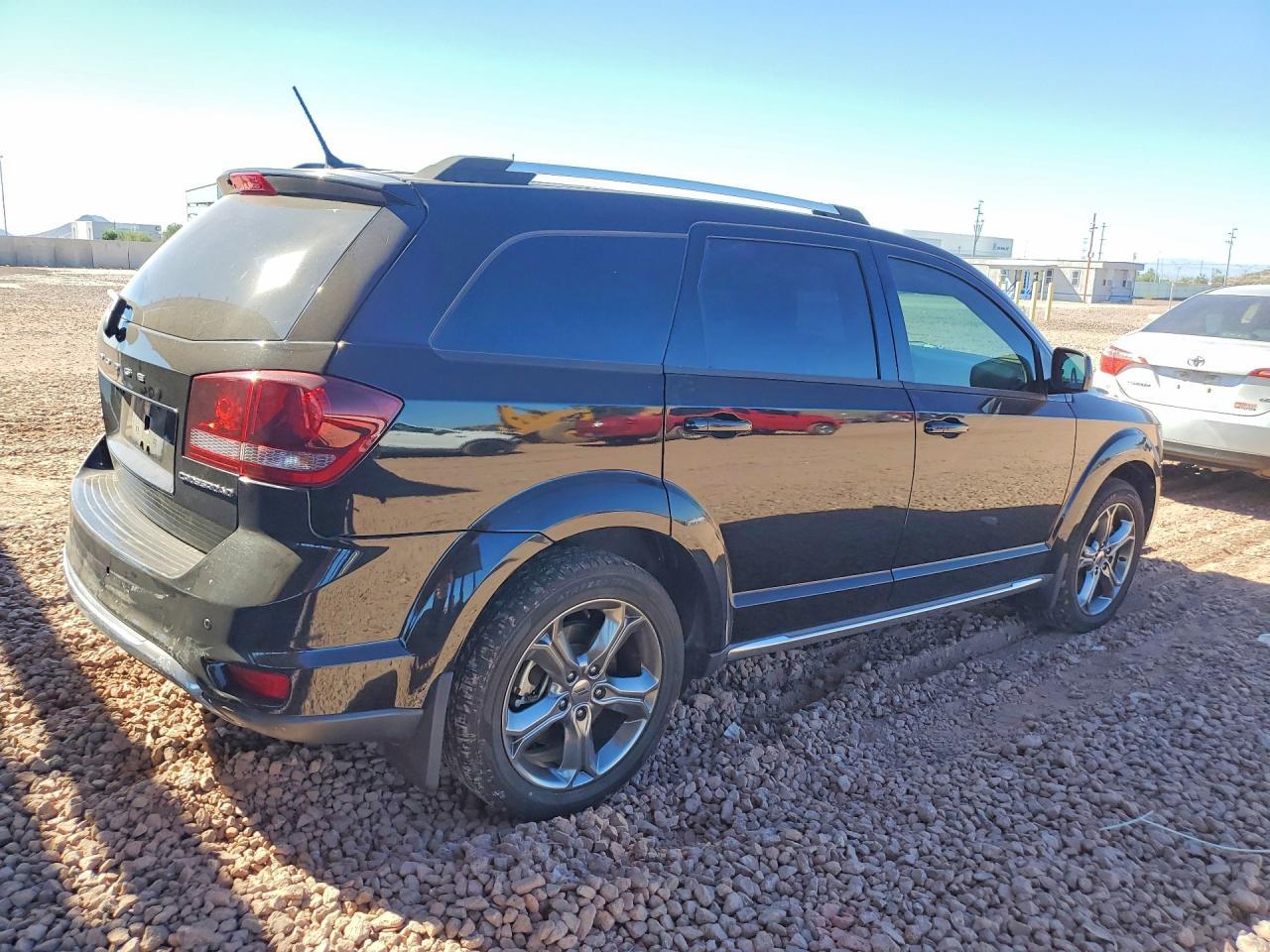 2018 Dodge Journey Crossroad - Фото 3