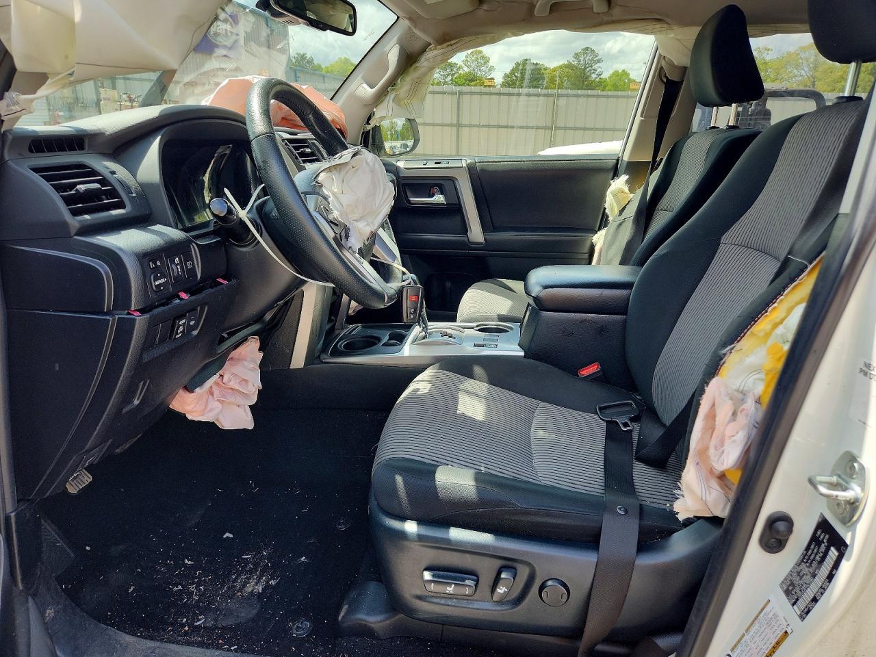 2022 Toyota 4Runner Sr5 - Image 7