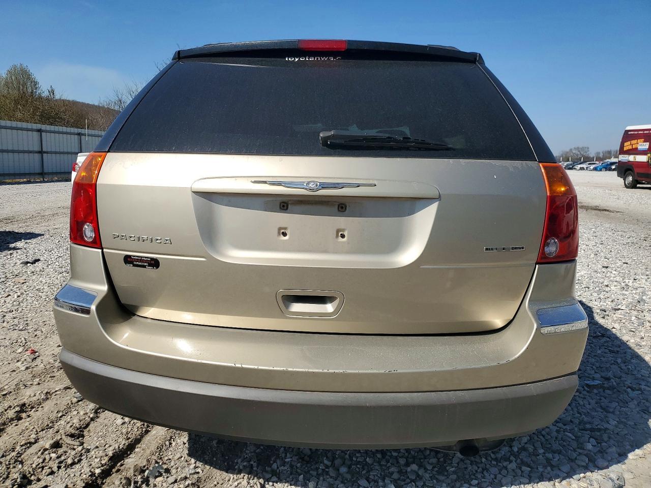 2004 Chrysler Pacifica - Фото 6
