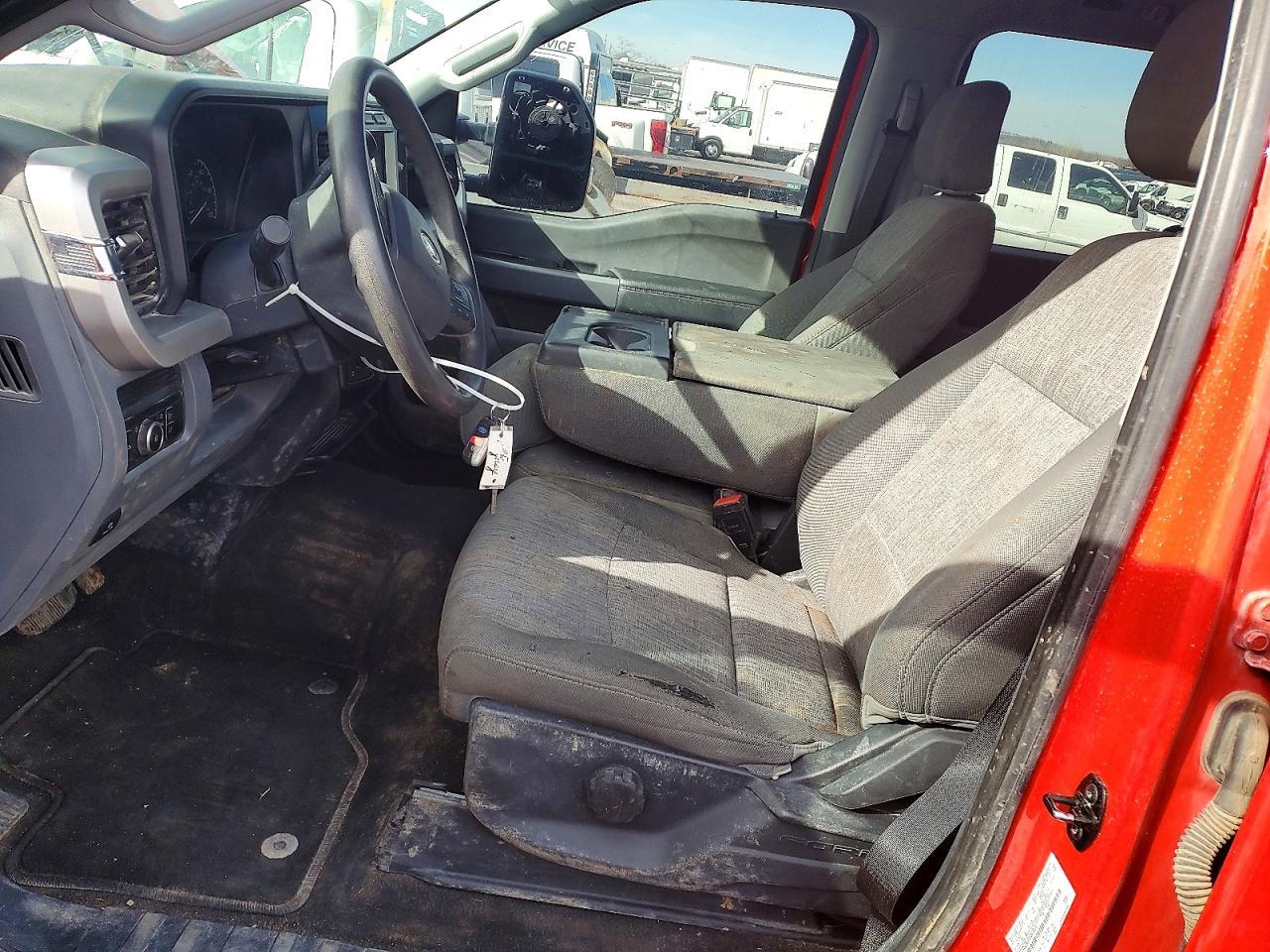 2023 Ford F250 Super Duty Flatbed Truck - Фото 7