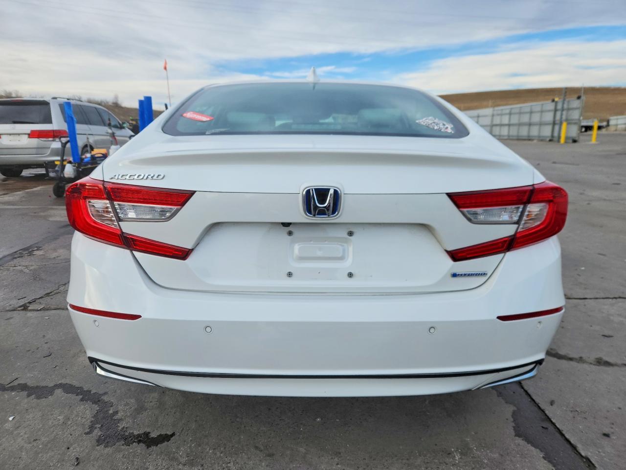 2021 Honda Accord Hybrid Exl - Image 6