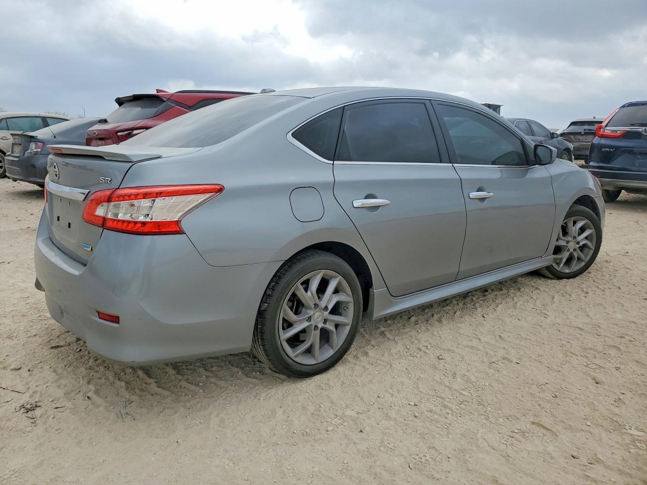 2013 Nissan Sentra S/Sv/Sr/Sl - Фото 3