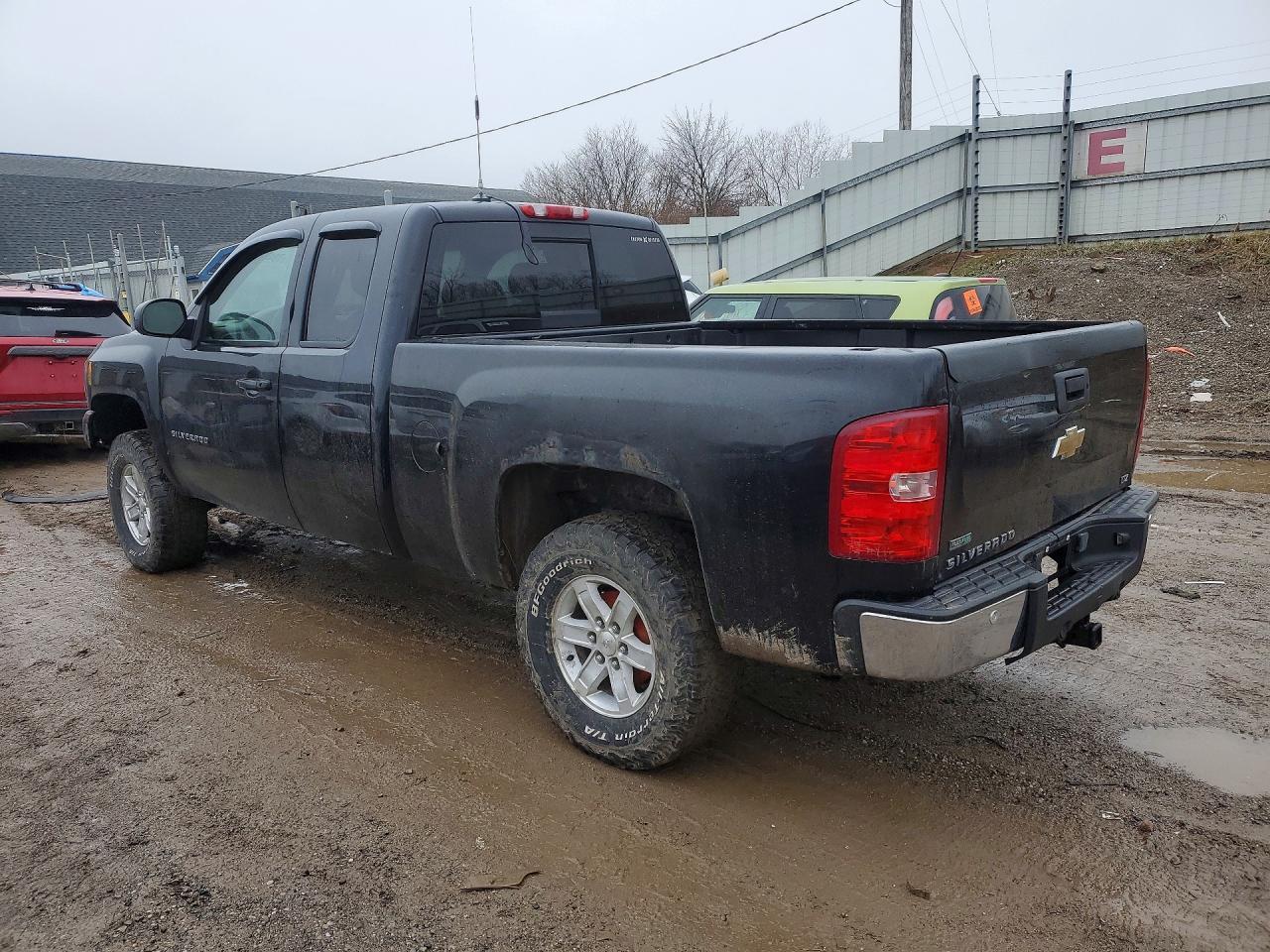 2011 Chevrolet Silverado K1500 Ltz - Фото 2