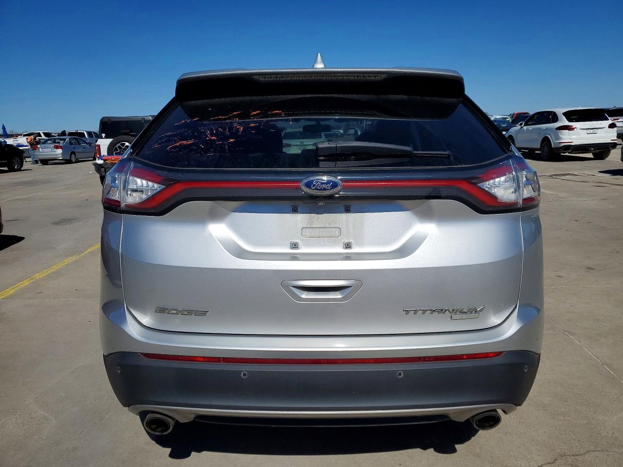 2018 Ford Edge Titanium - Image 6