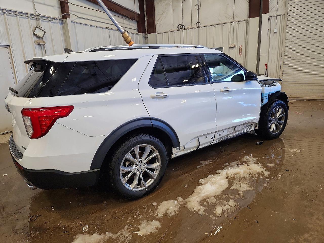 2022 Ford Explorer Limited - Фото 3