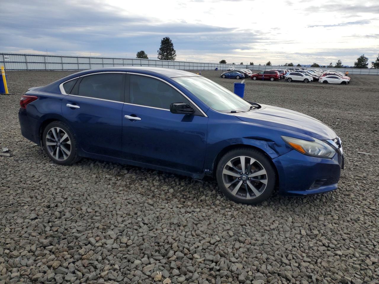 2017 Nissan Altima 2.5 Sr - Фото 4