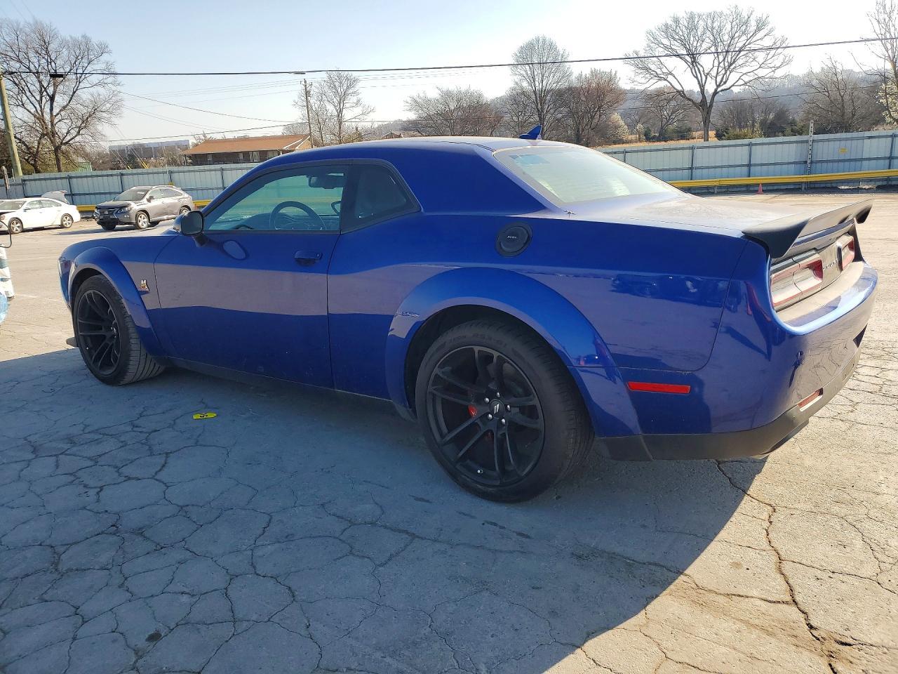 2022 Dodge Challenger - Фото 2