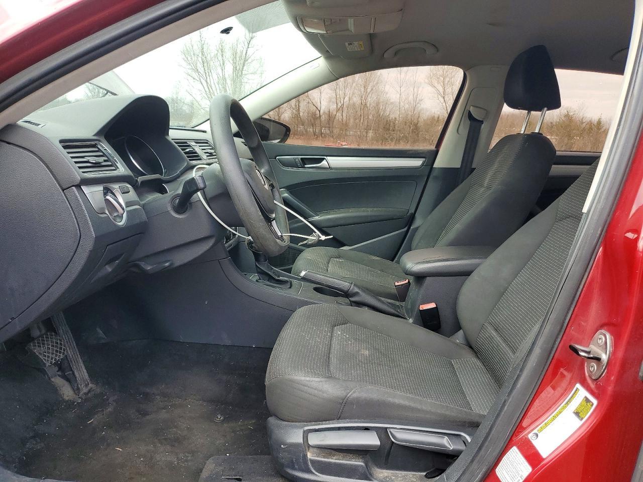 2016 Volkswagen Passat S - Image 7