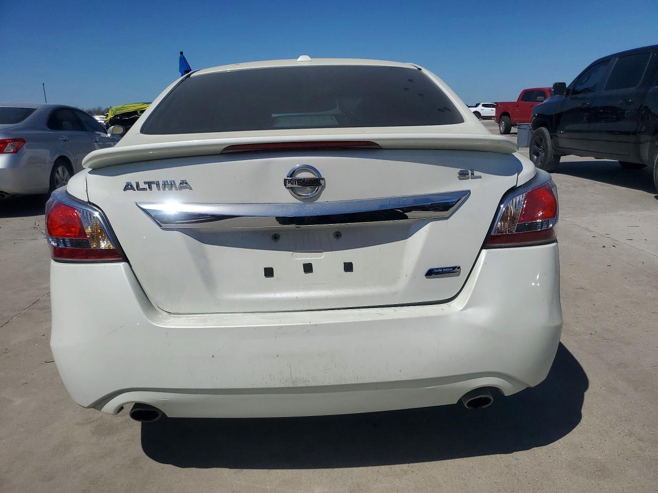 2014 Nissan Altima 2.5 - Фото 6