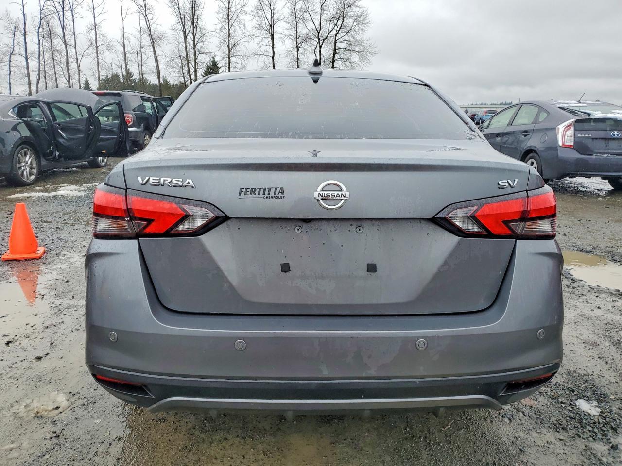 2021 Nissan Versa Sv - Фото 6