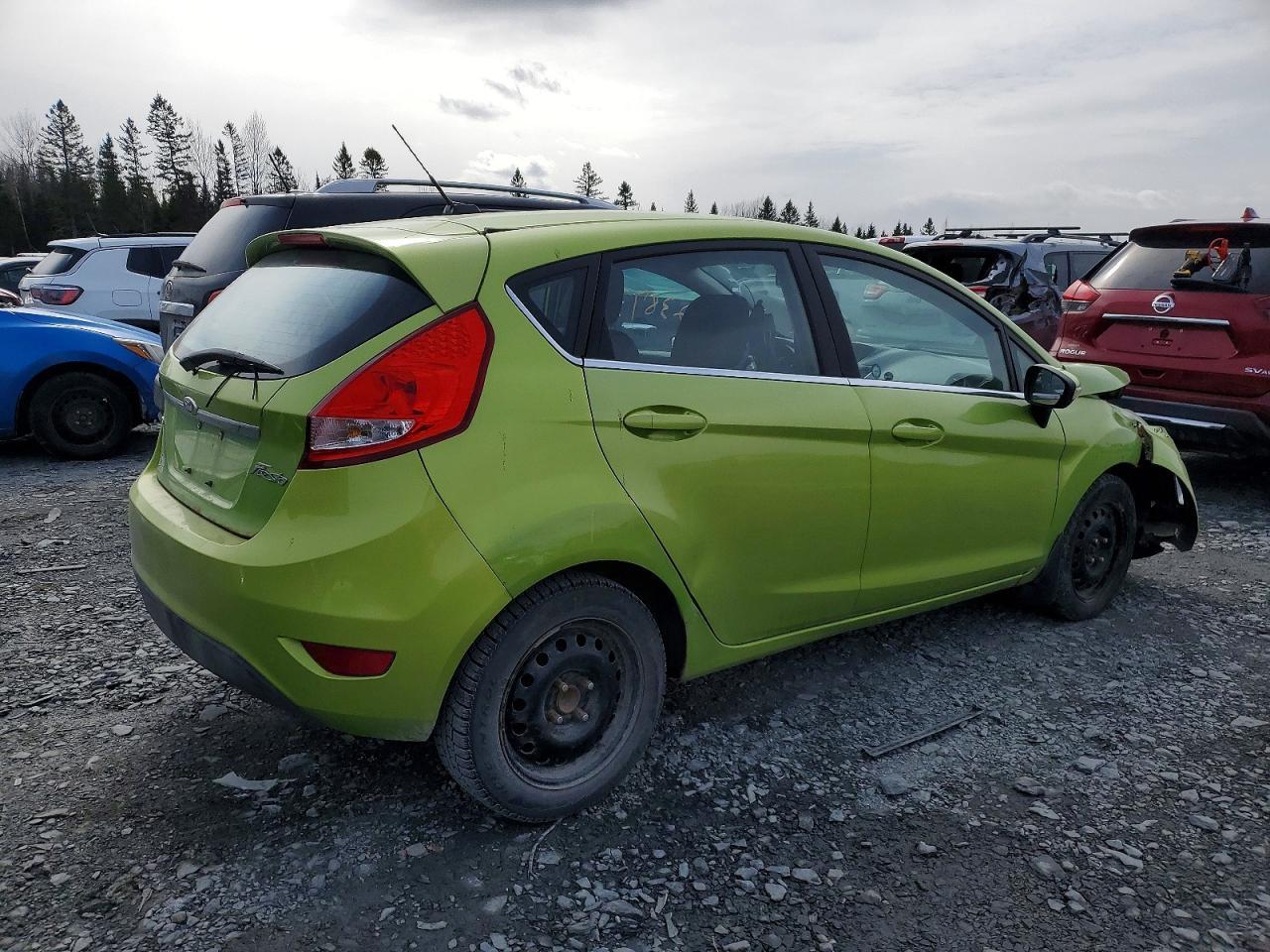 2011 Ford Fiesta Ses - Фото 3