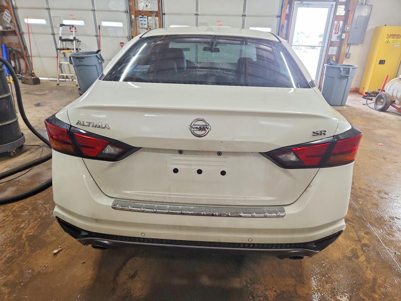 2020 Nissan Altima 2.5 Sr - Фото 6
