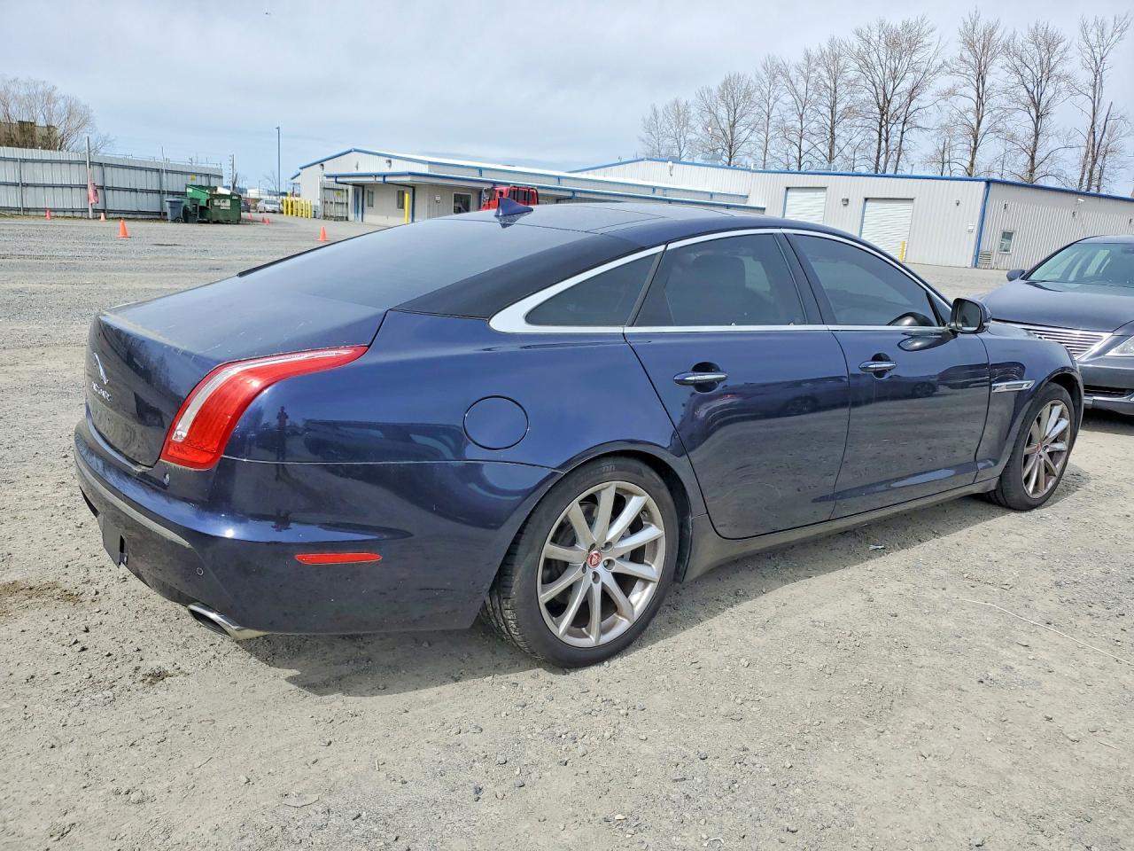 2014 Jaguar Xj - Фото 3