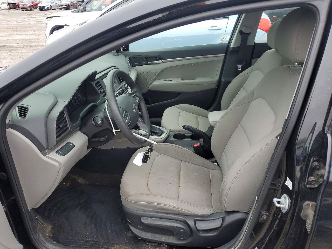 2019 Hyundai Elantra Se - Фото 7