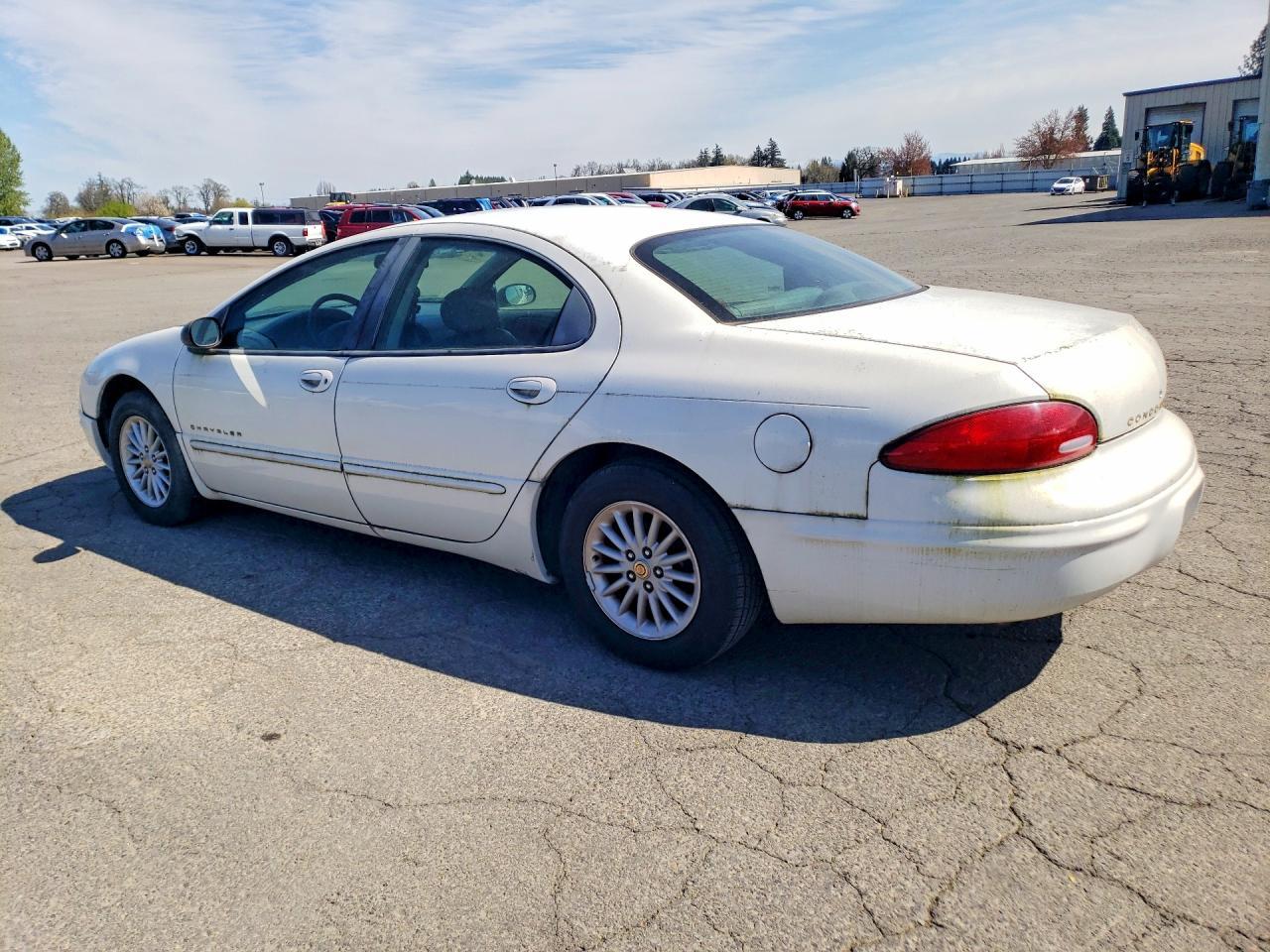 1999 Chrysler Concorde Lxi - Image 2